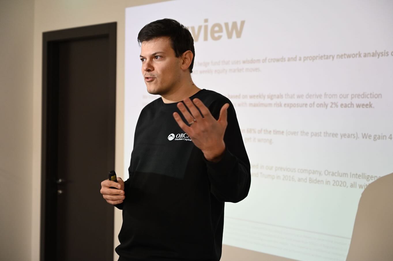 Image of ZSEM Student Finance and Investment Club's first guest lecture featuring dr. sc. Vuk Vuković